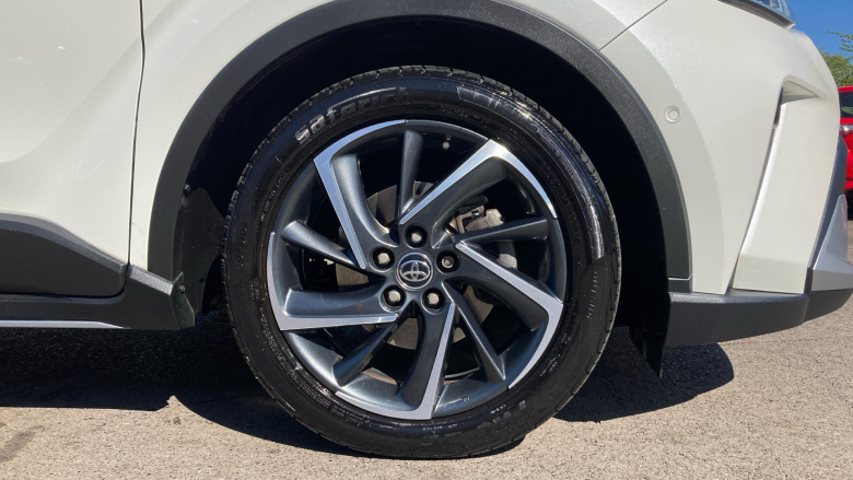 Toyota C-HR 2.0 Hybrid Dynamic 5dr CVT Hybrid Hatchback